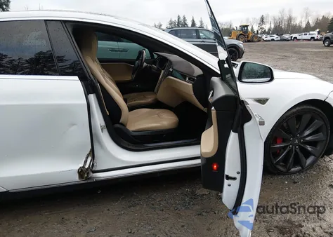 2015 Tesla Model S 70D/85D/P85D из США, поврежденный, VIN 5YJSA1H27FF080859